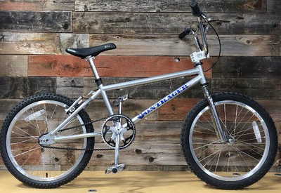 bmx mongoose tone r10
